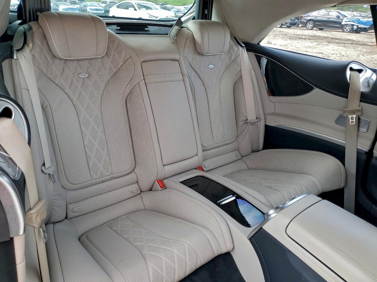 MERCEDES-BENZ S-CLASS 550