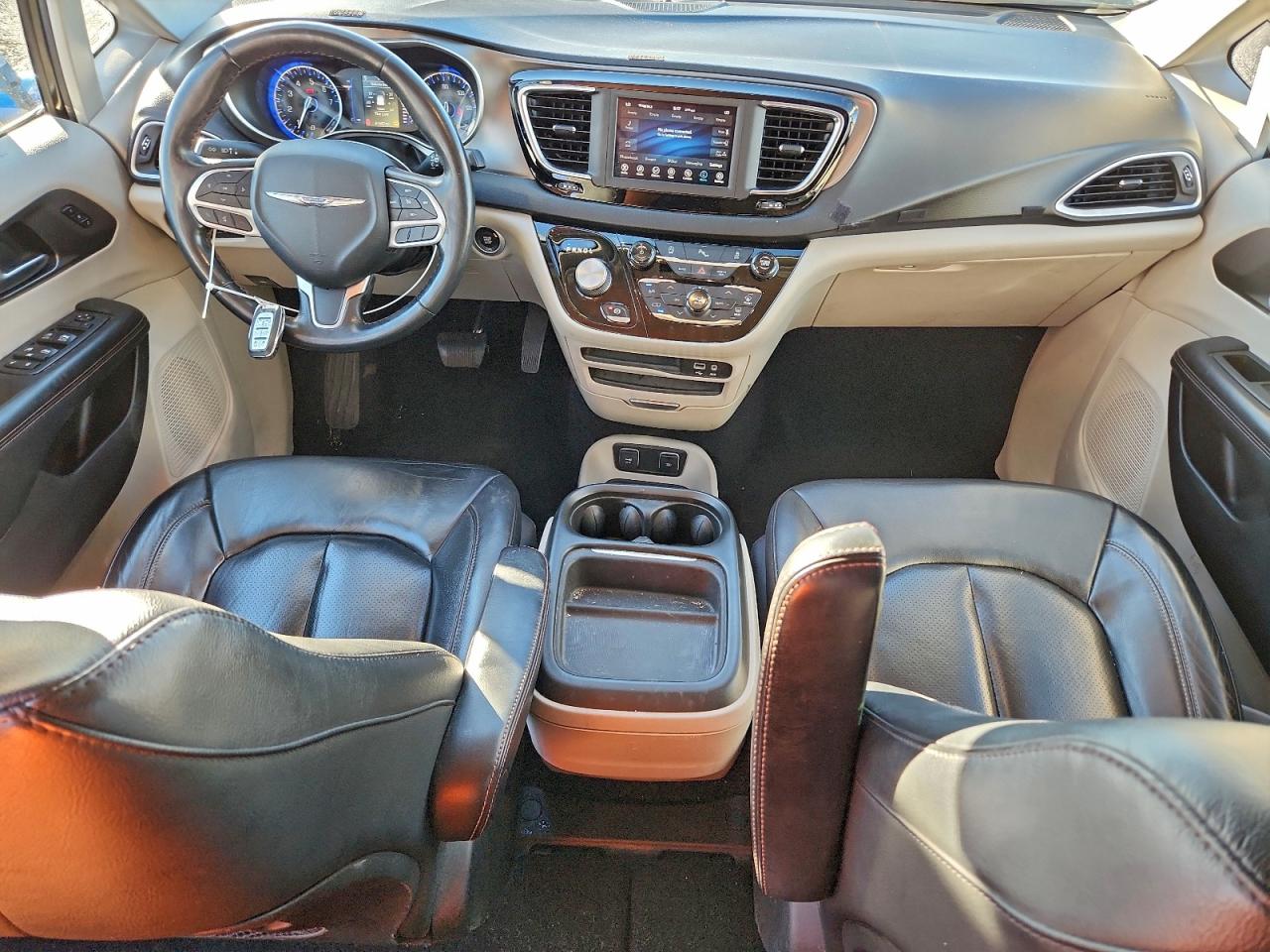 CHRYSLER PACIFICA TOURING L