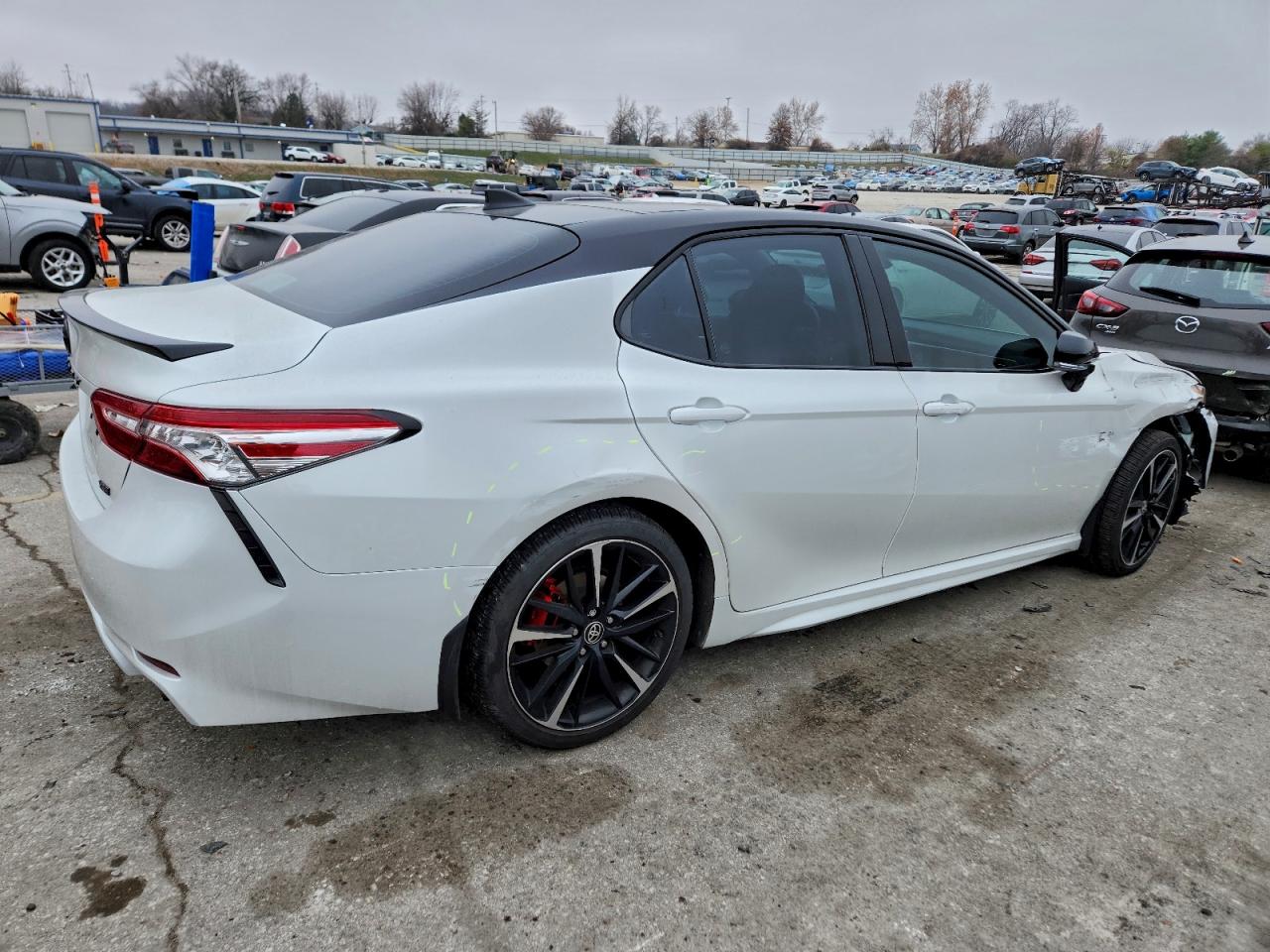 TOYOTA CAMRY TRD