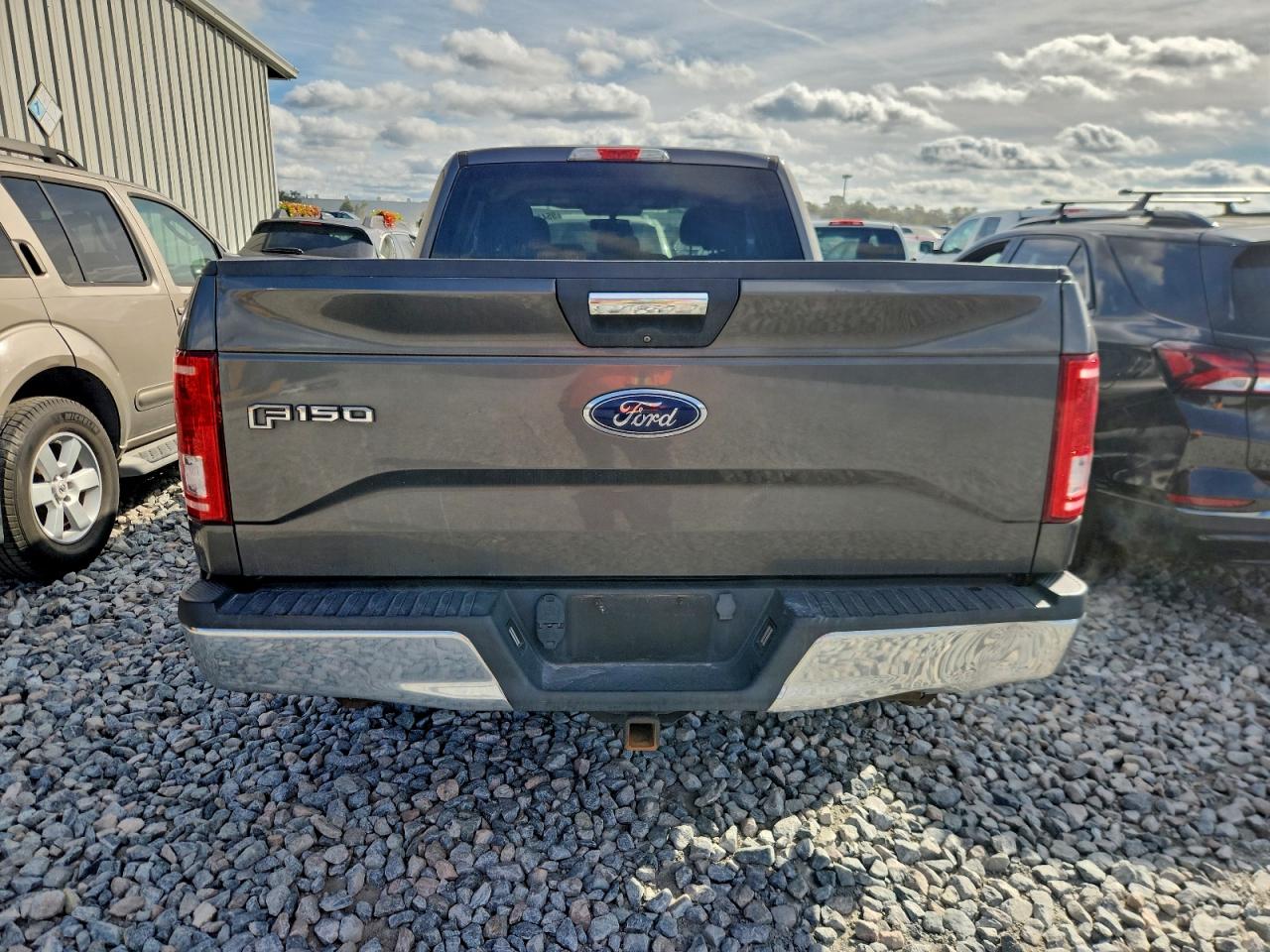 FORD F-150 SUPER CAB