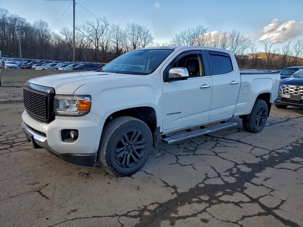 GMC CANYON SLT