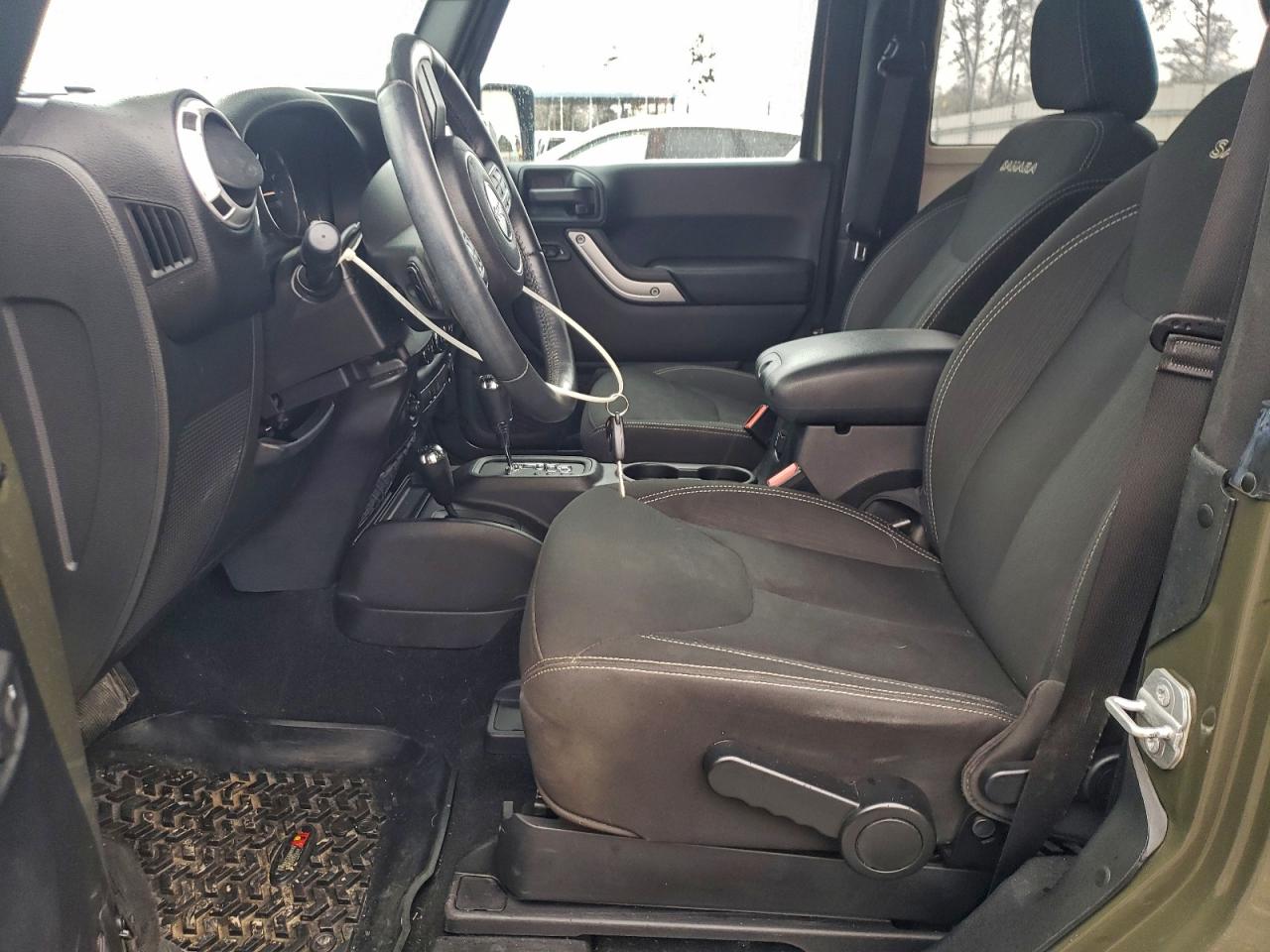 JEEP WRANGLER SAHARA