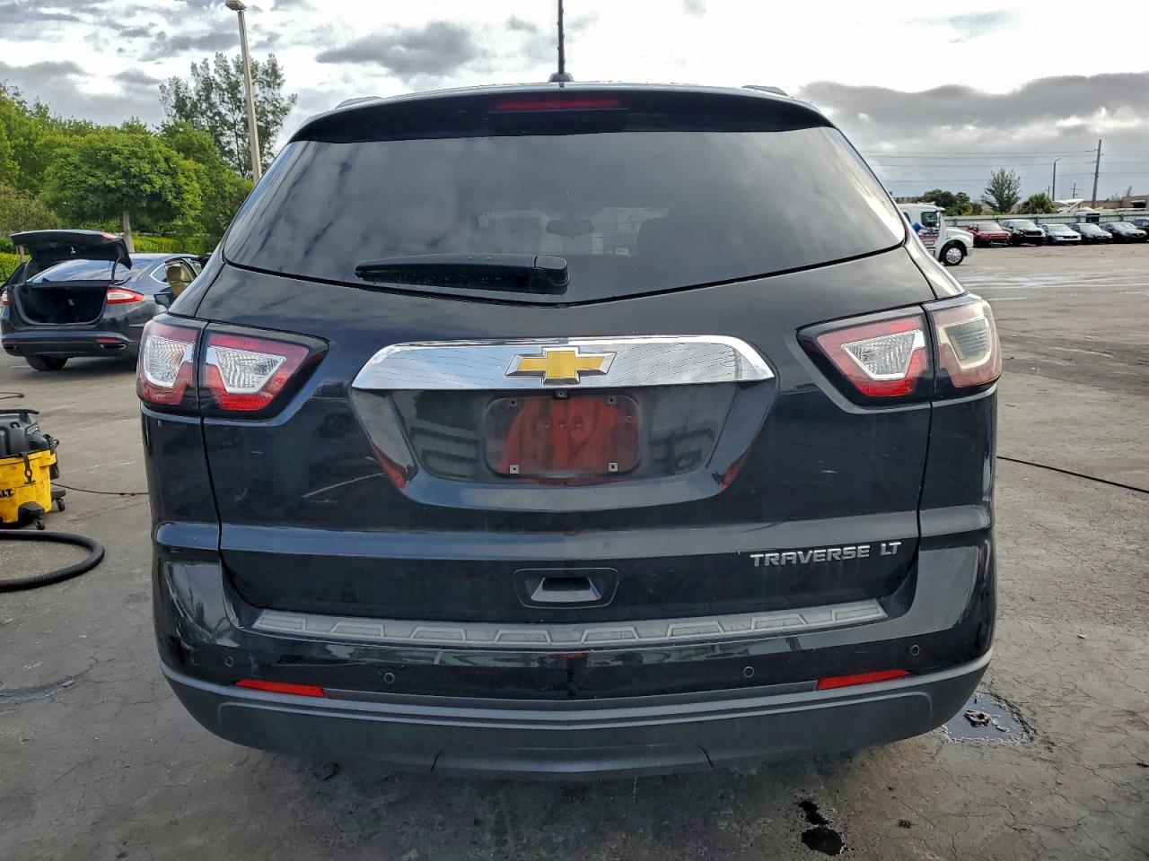 CHEVROLET TRAVERSE LT
