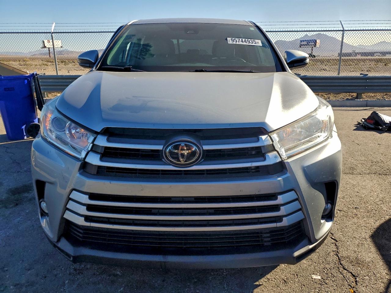 TOYOTA HIGHLANDER LE