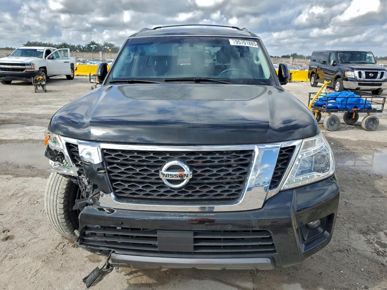 NISSAN ARMADA SV