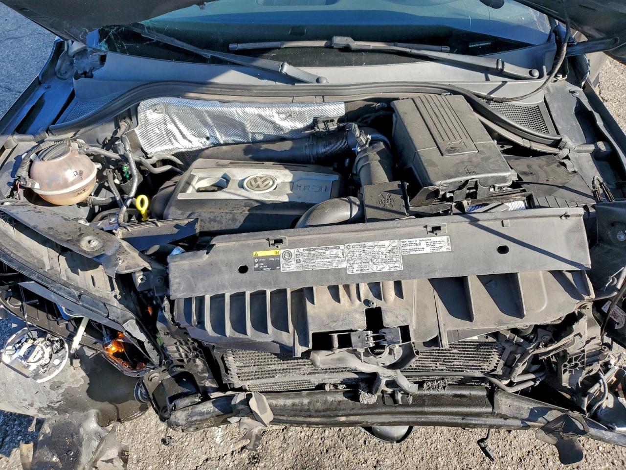 Lot #3318885952 2016 VOLKSWAGEN TIGUAN S