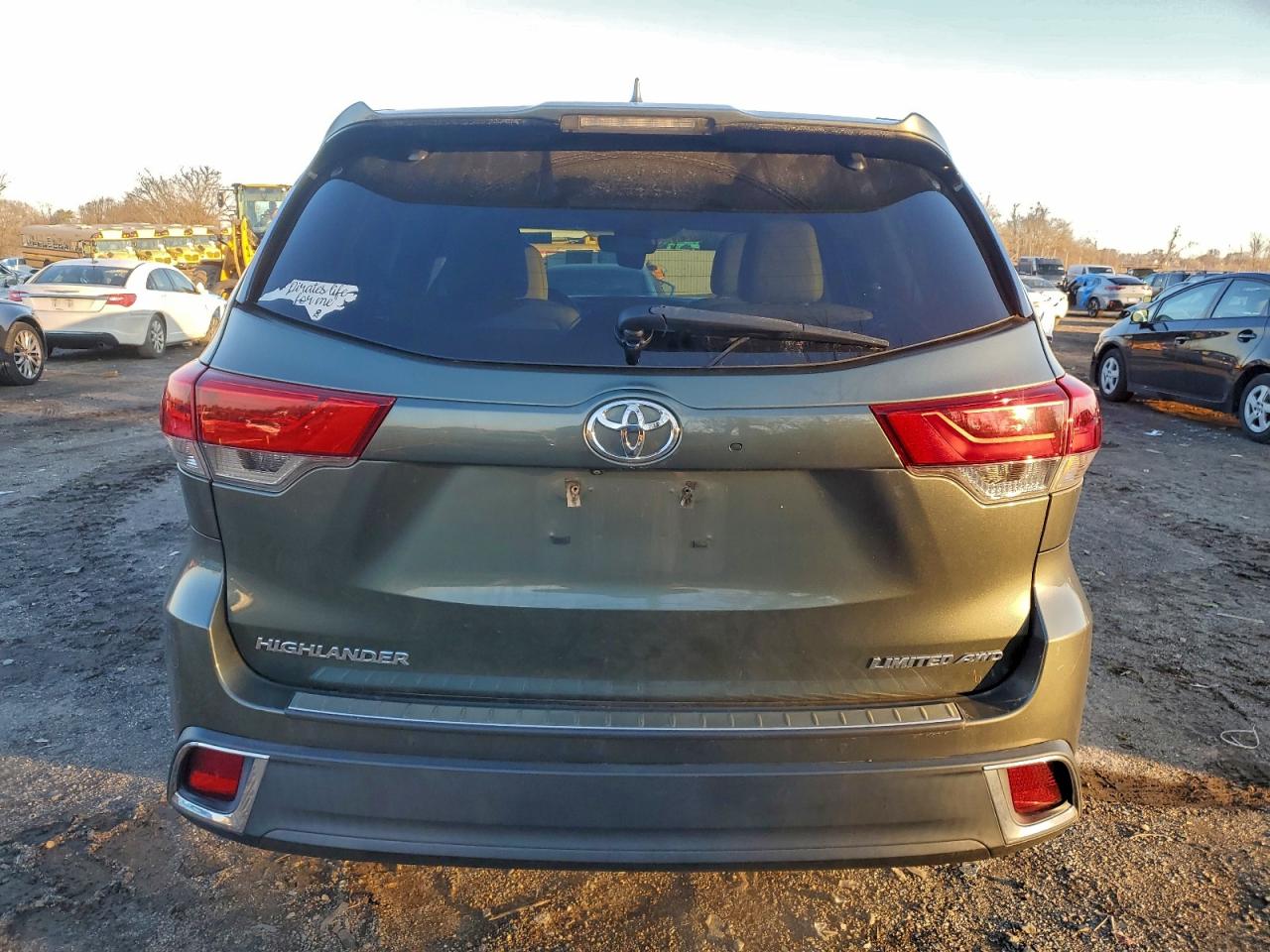TOYOTA HIGHLANDER LIMITED