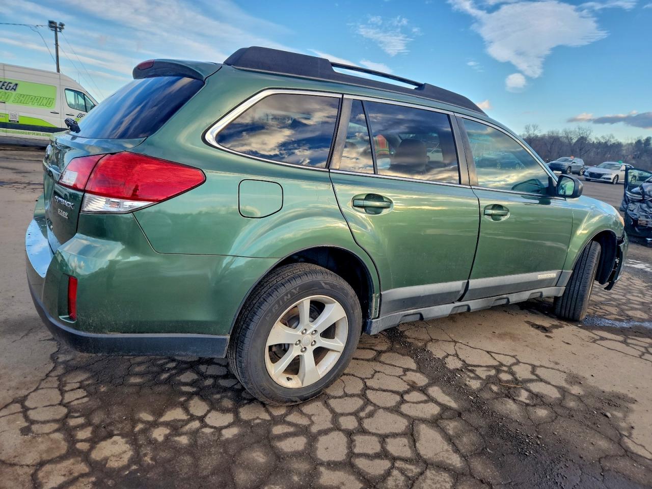 Lot #3311461319 2011 SUBARU OUTBACK 2.