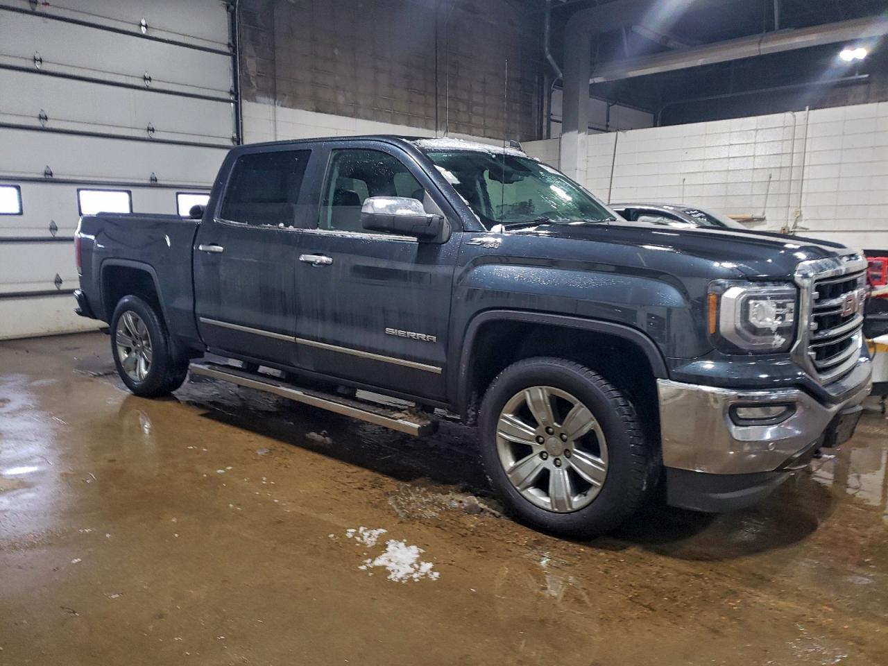 GMC SIERRA K1500 SLT