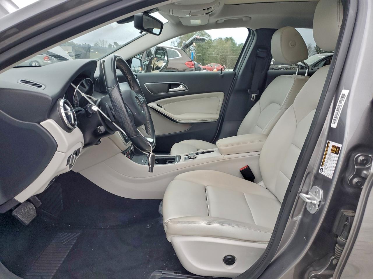 MERCEDES-BENZ GLA-CLASS 250 4MATIC