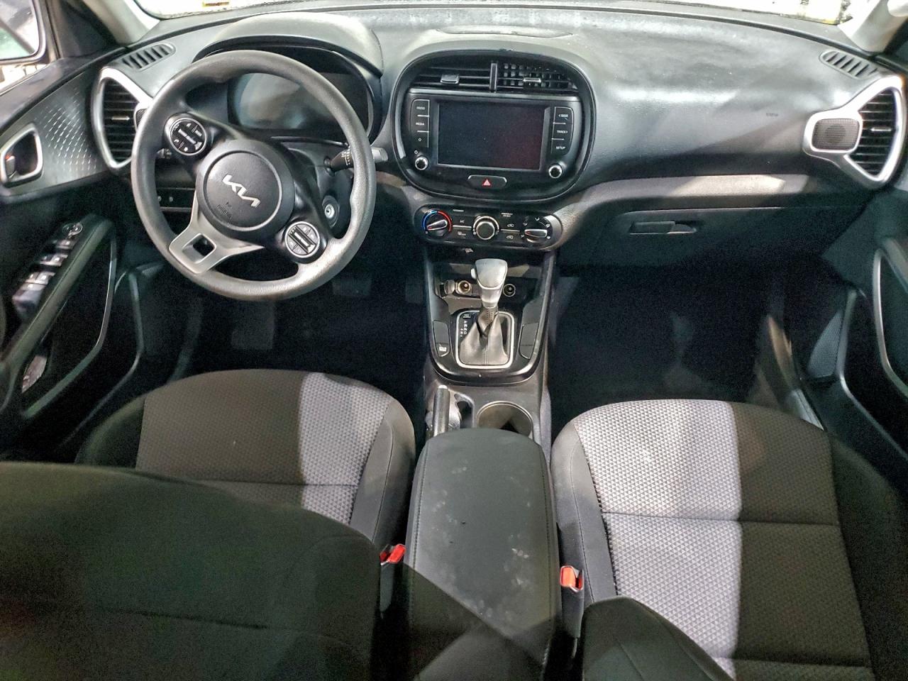 KIA SOUL LX