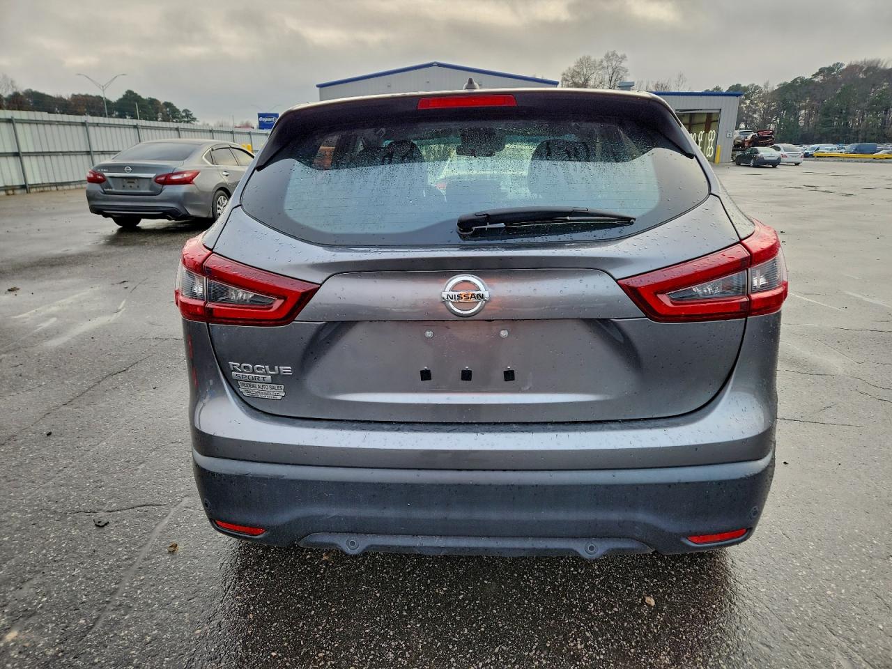 NISSAN ROGUE SPORT S