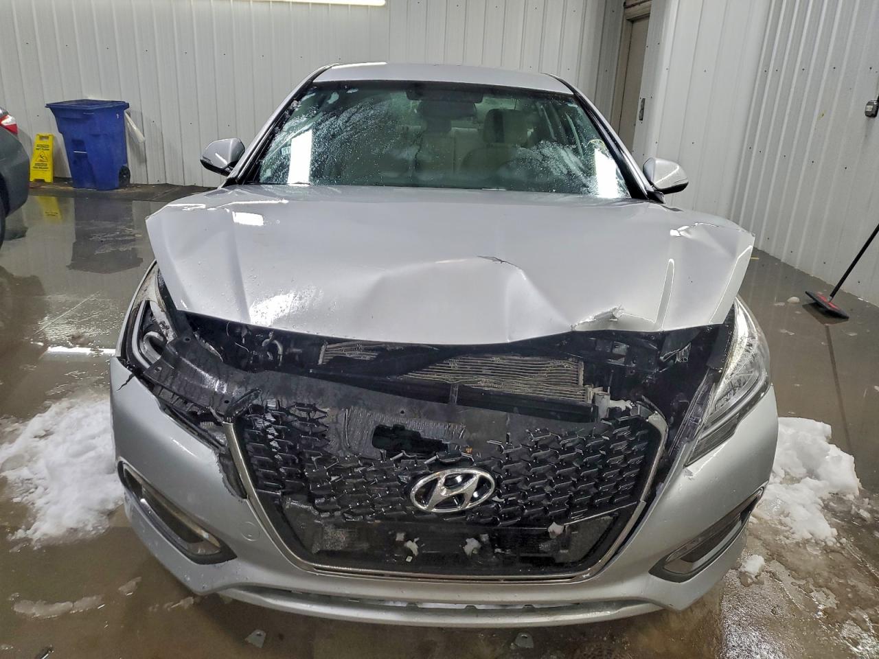 HYUNDAI SONATA HYBRID