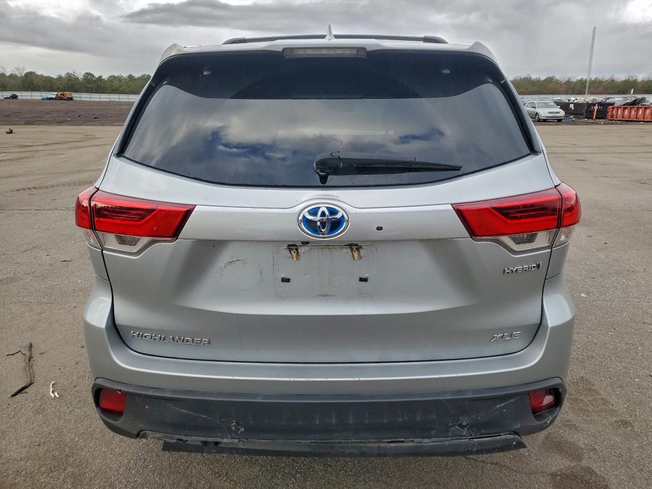 Lot #3315888143 2019 TOYOTA HIGHLANDER