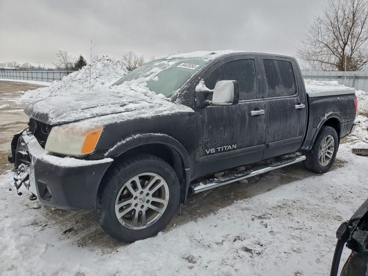 NISSAN TITAN S