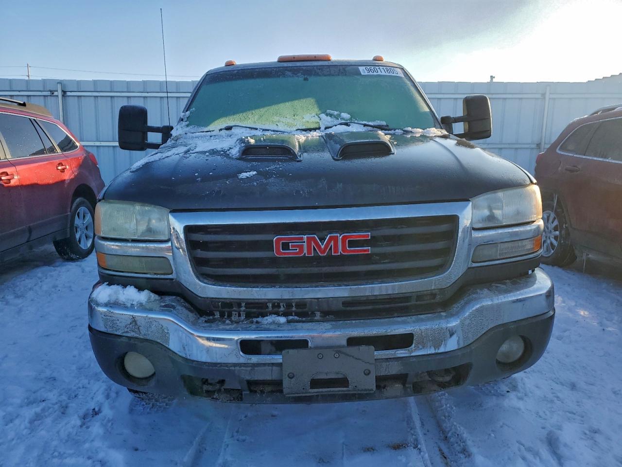 Lot #3318516449 2003 GMC SIERRA K25