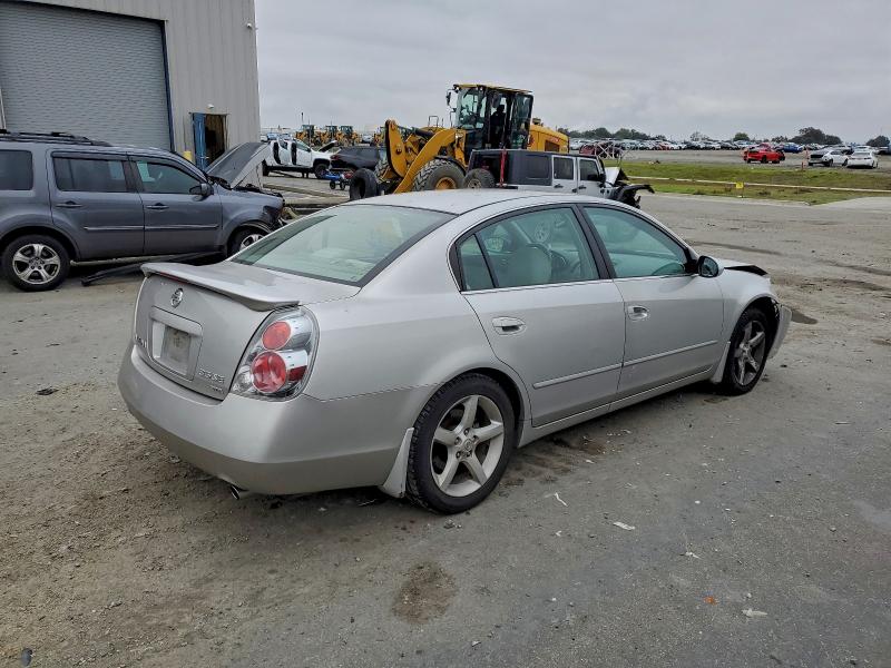 2005 NISSAN ALTIMA SE #3303033612
