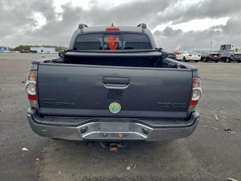 2015 TOYOTA TACOMA DOU #3308473350