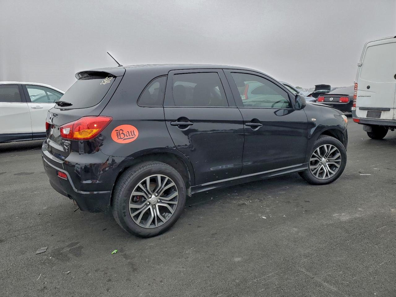 MITSUBISHI OUTLANDER ES