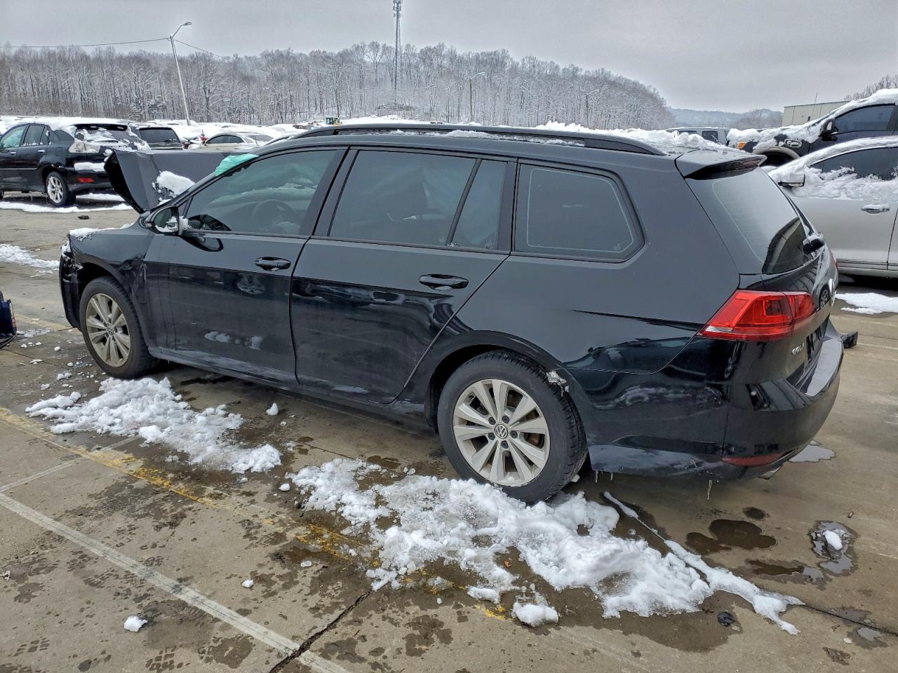 VOLKSWAGEN GOLF SPORTSVAN S