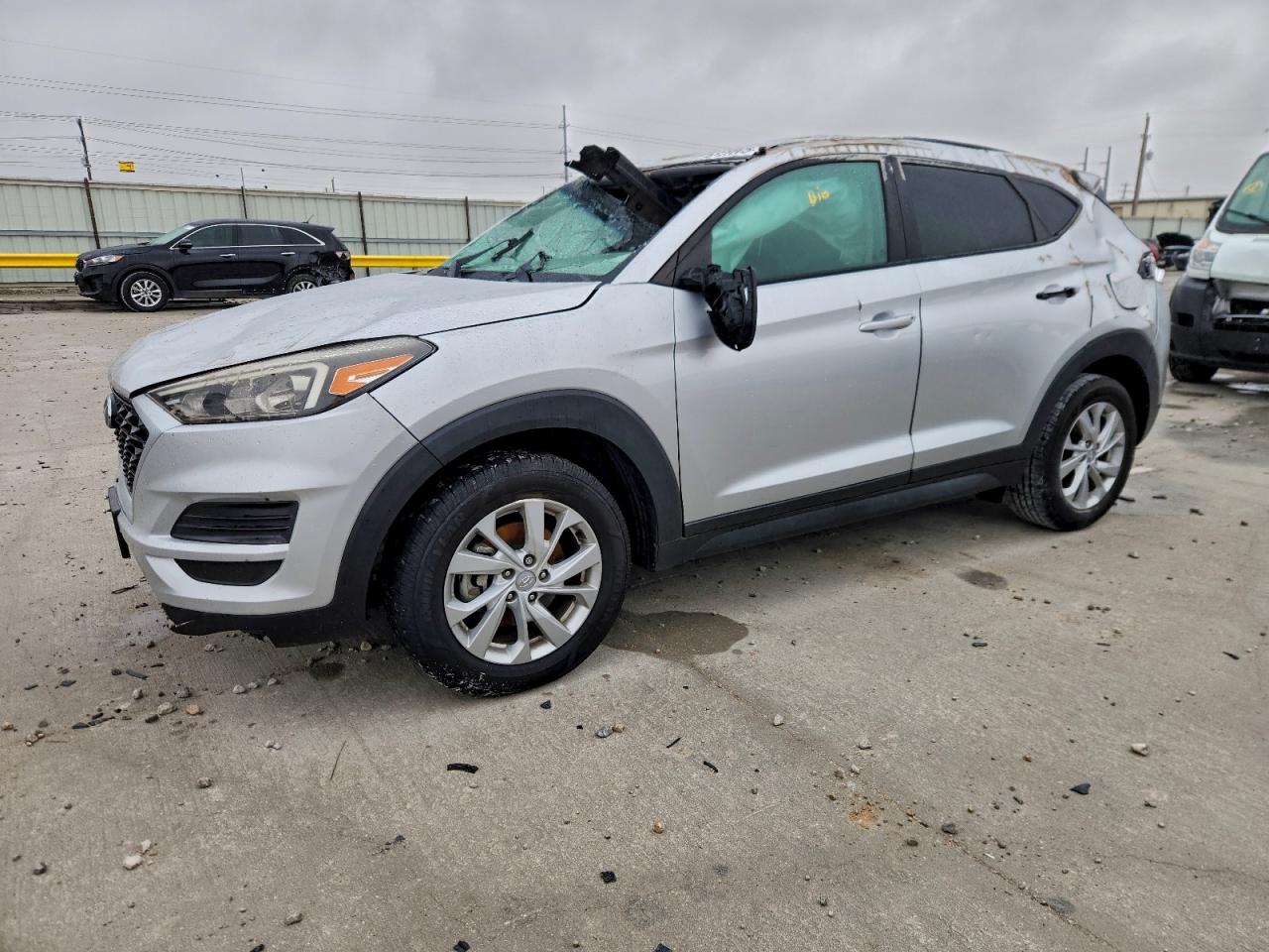 HYUNDAI TUCSON SE