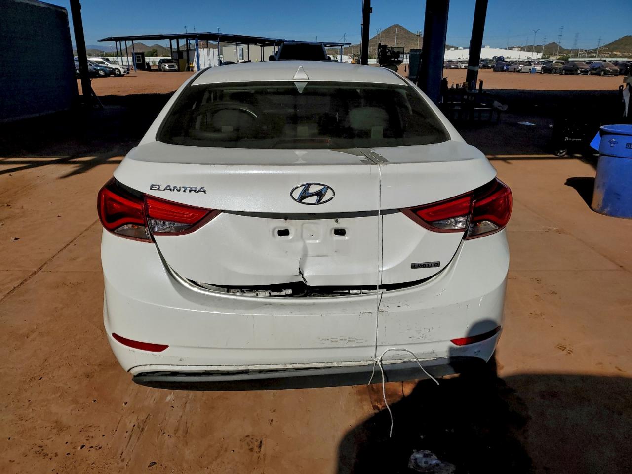Lot #3302918057 2016 HYUNDAI ELANTRA SE