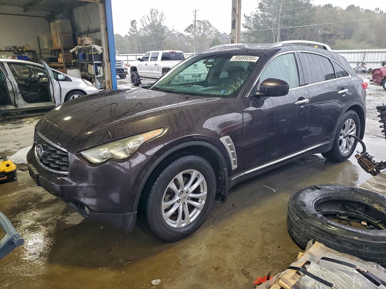 INFINITI FX35