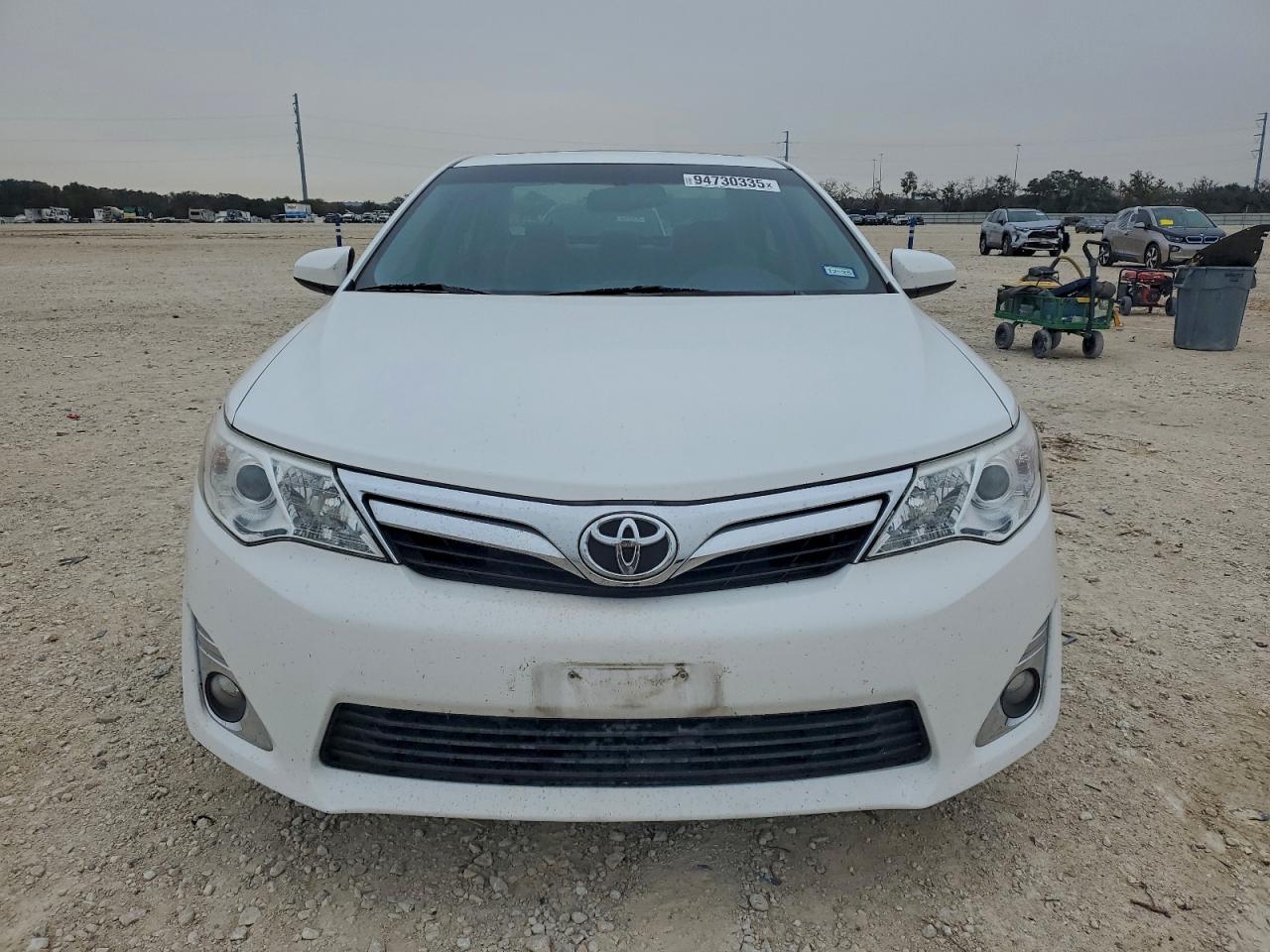 TOYOTA CAMRY BASE