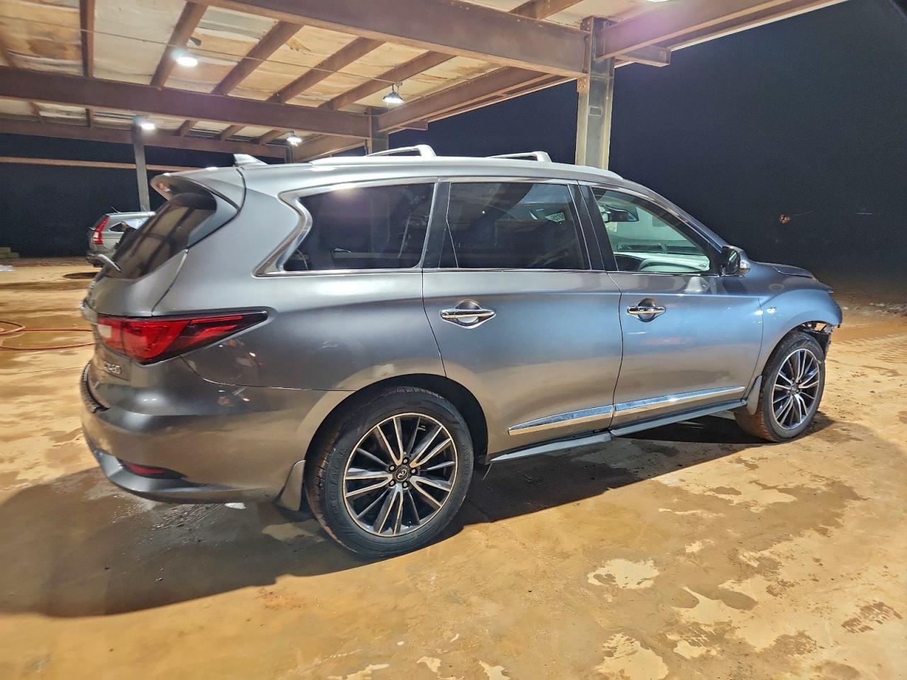 INFINITI QX60