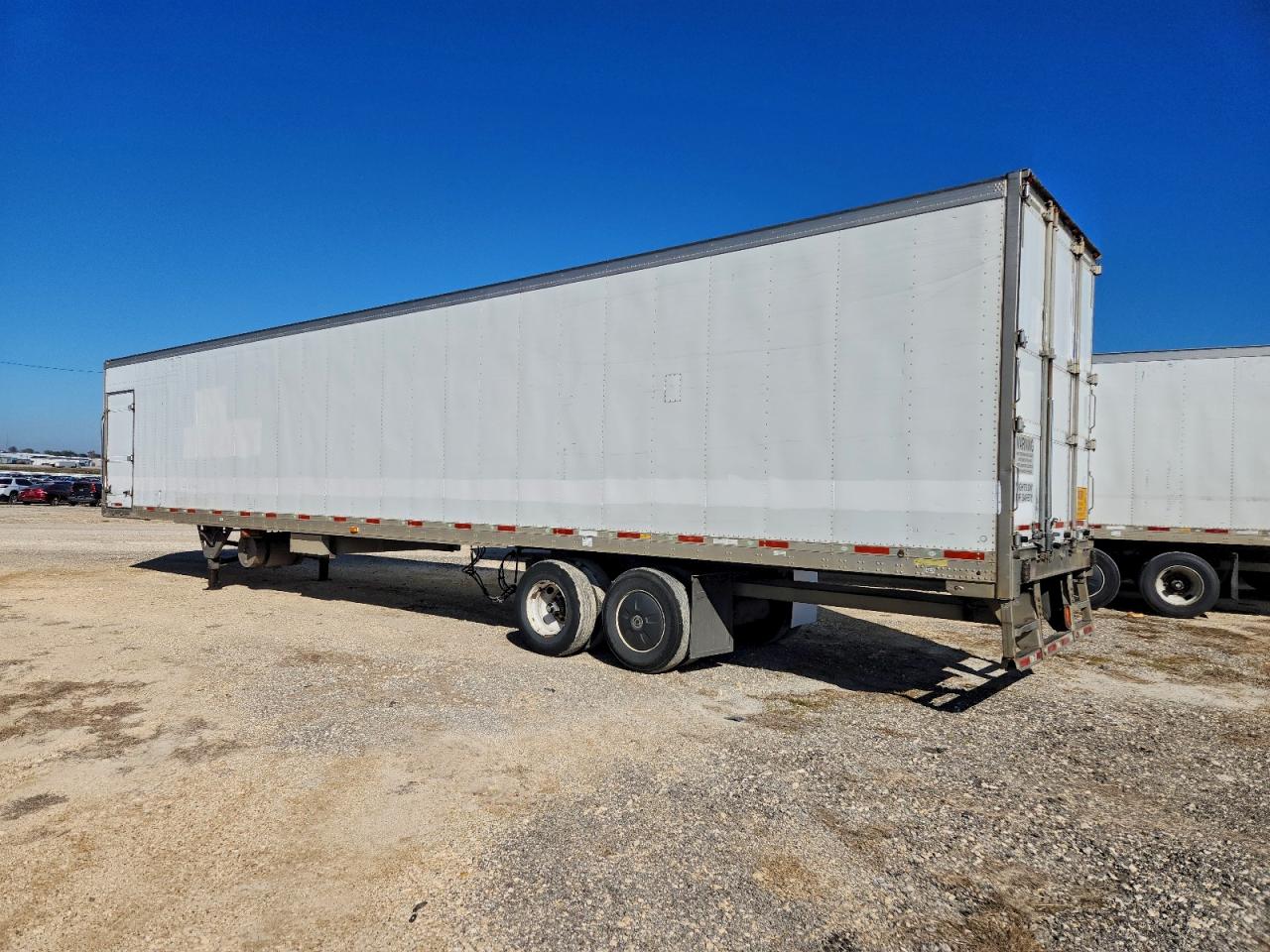 Lot #3311563234 2013 UTILITY VS2RA