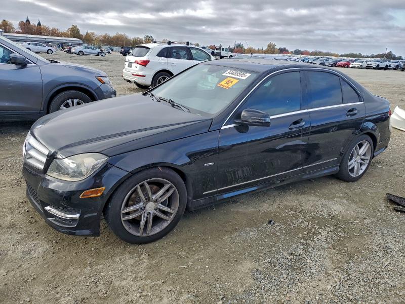 2012 MERCEDES-BENZ C 250 #3304603453
