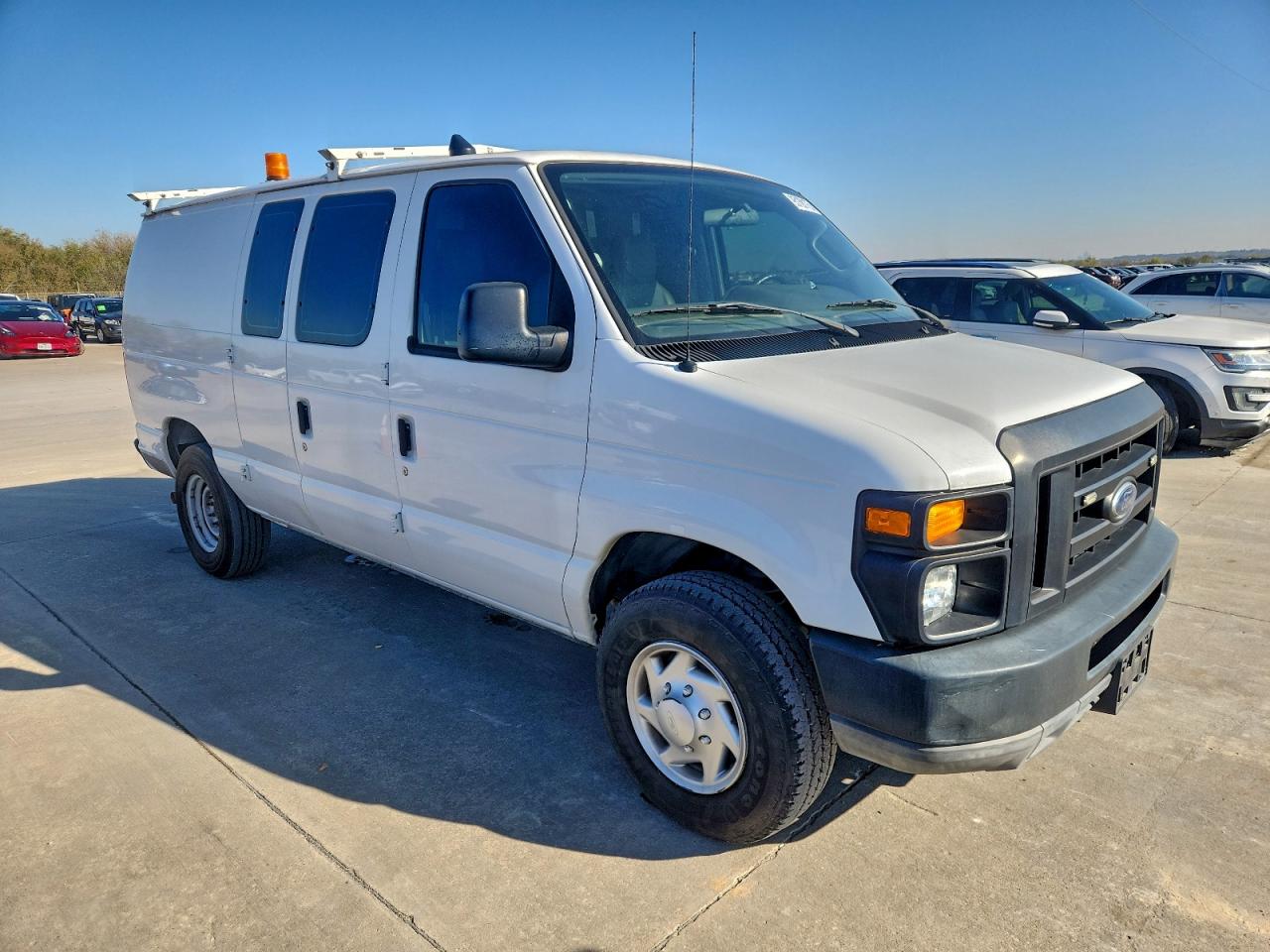 FORD ECONOLINE E250 VAN