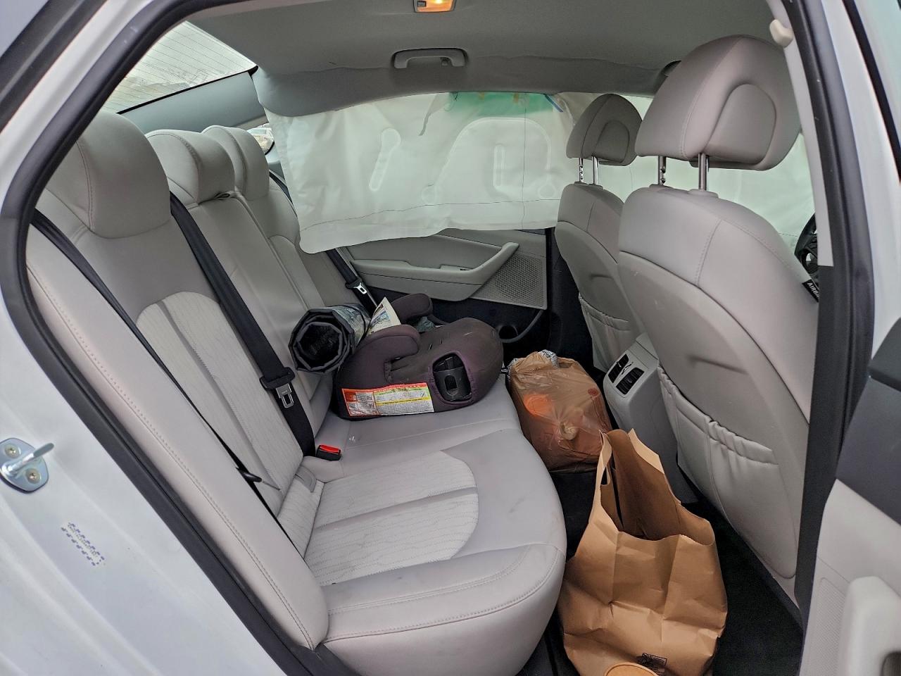 HYUNDAI SONATA PLUG-IN HYBRID