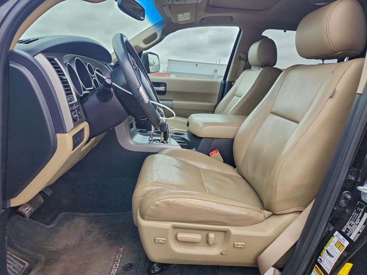 TOYOTA SEQUOIA LIMITED