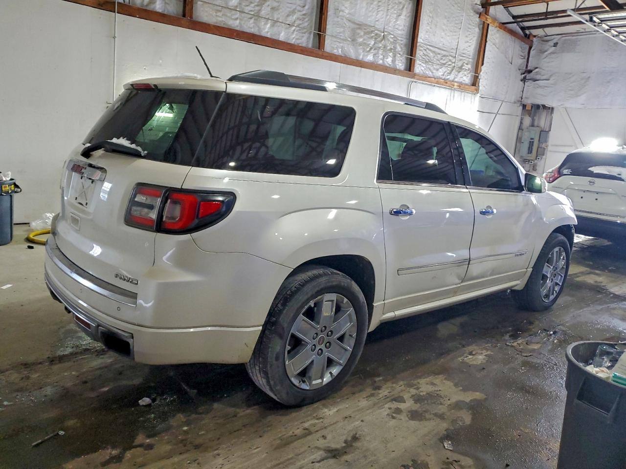 GMC ACADIA DENALI
