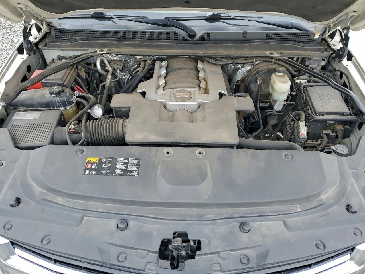 CADILLAC ESCALADE ESV PLATINUM