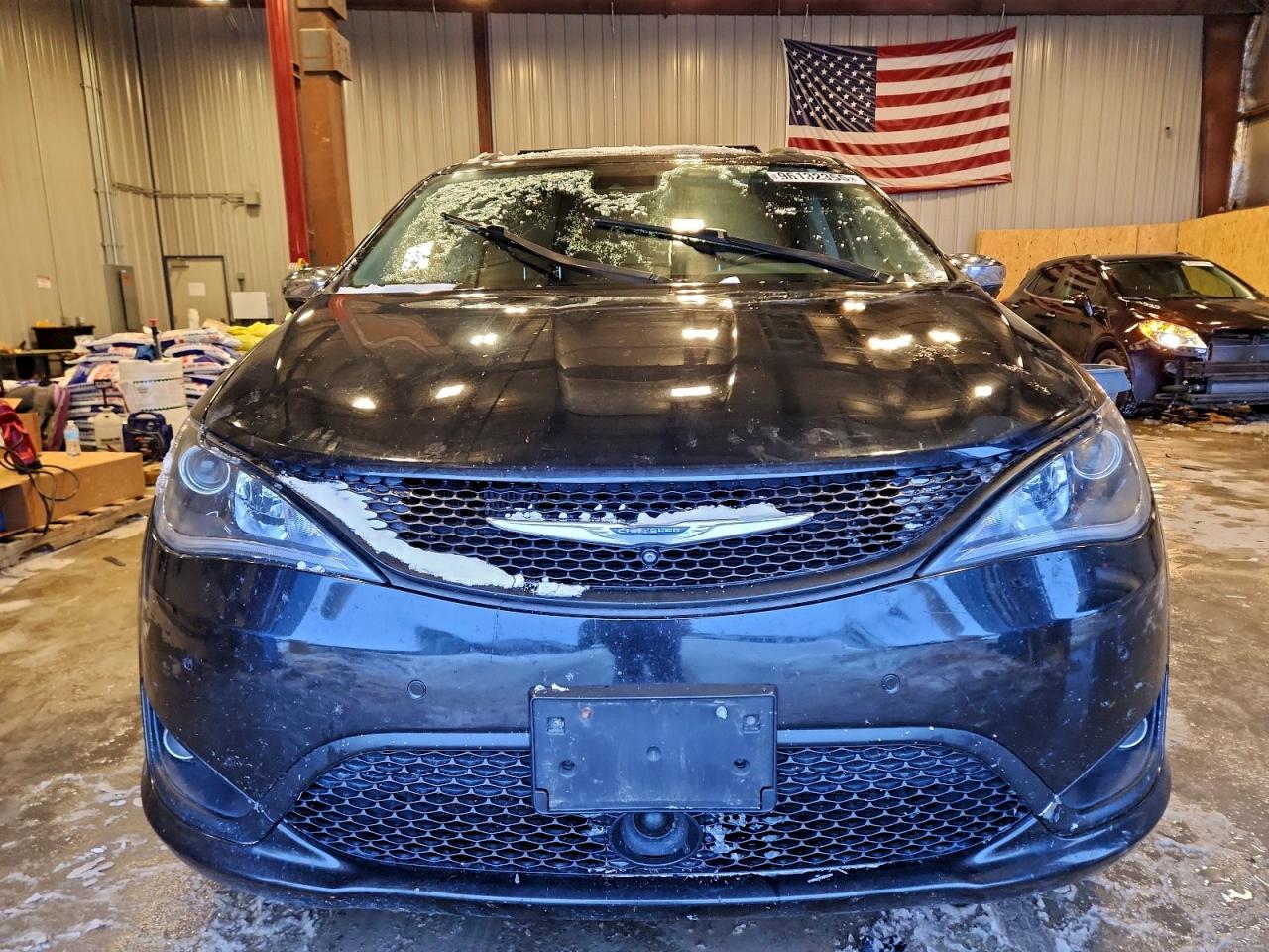 CHRYSLER PACIFICA LIMITED