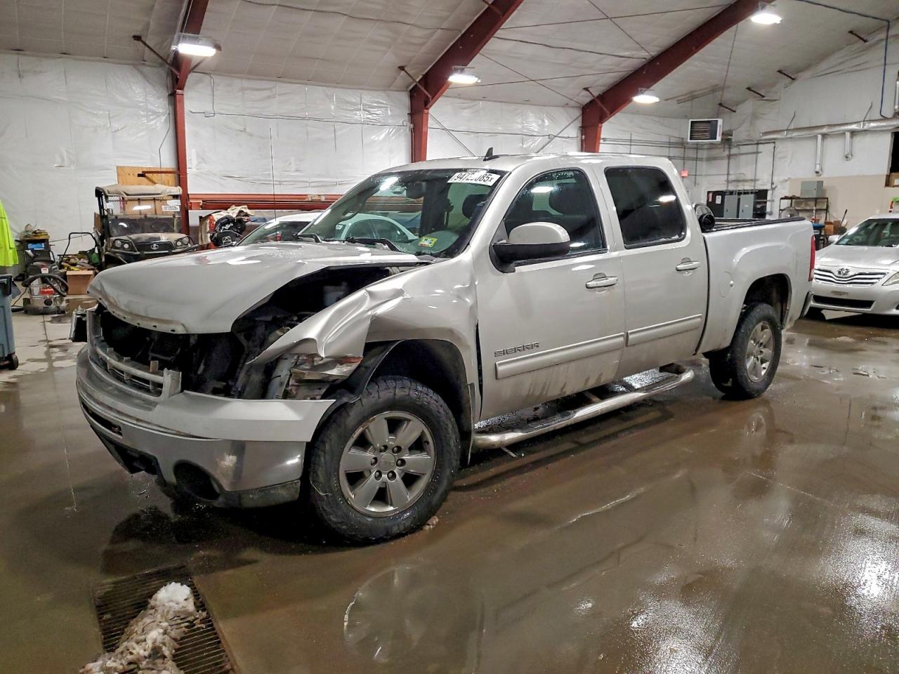GMC SIERRA K1500 SLT