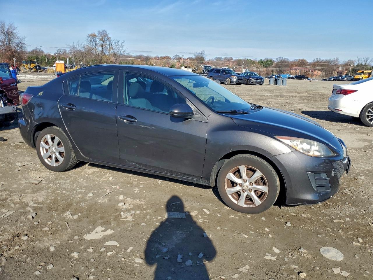 MAZDA 3 I