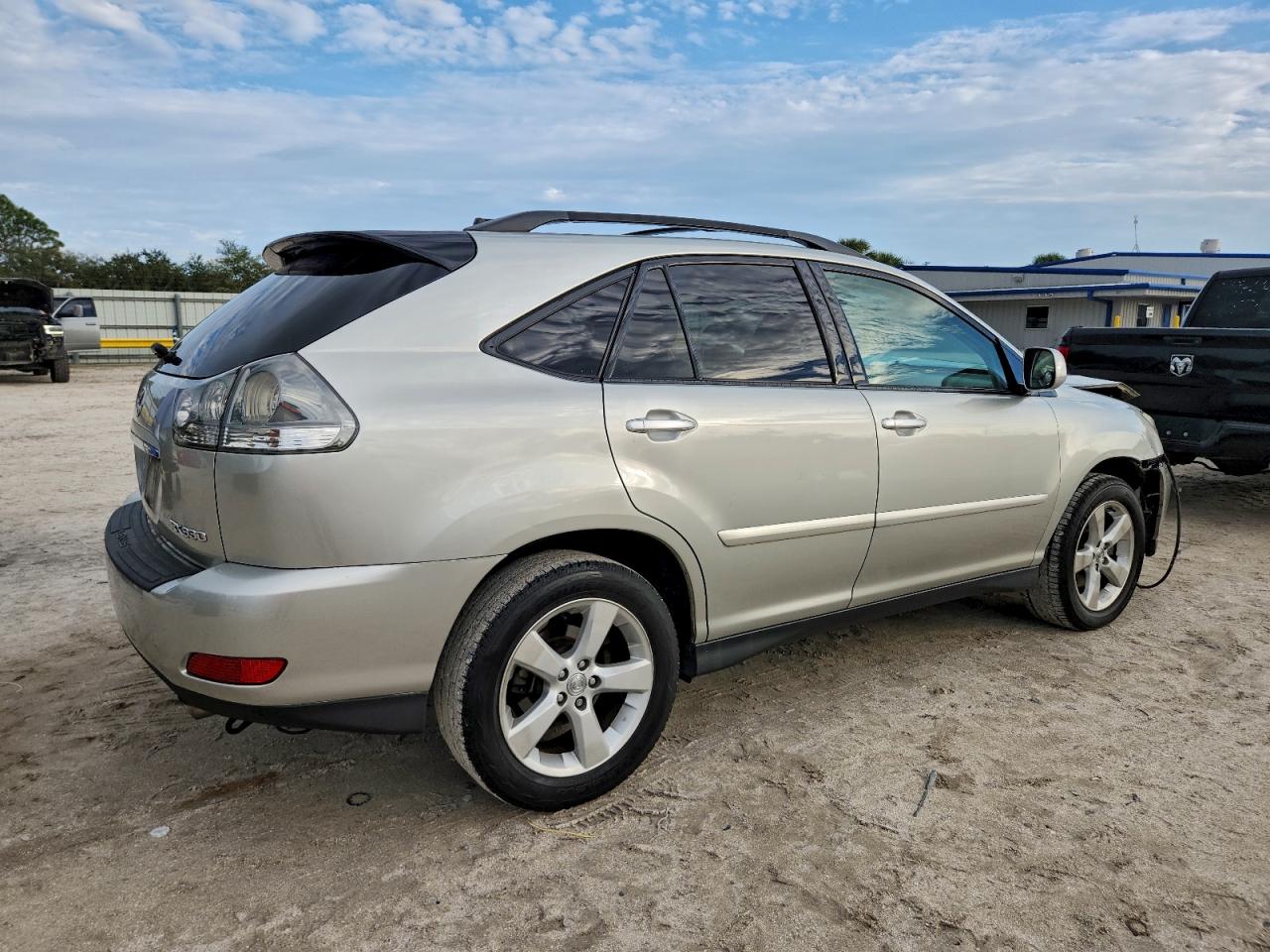 Lot #3315938085 2004 LEXUS RX 330