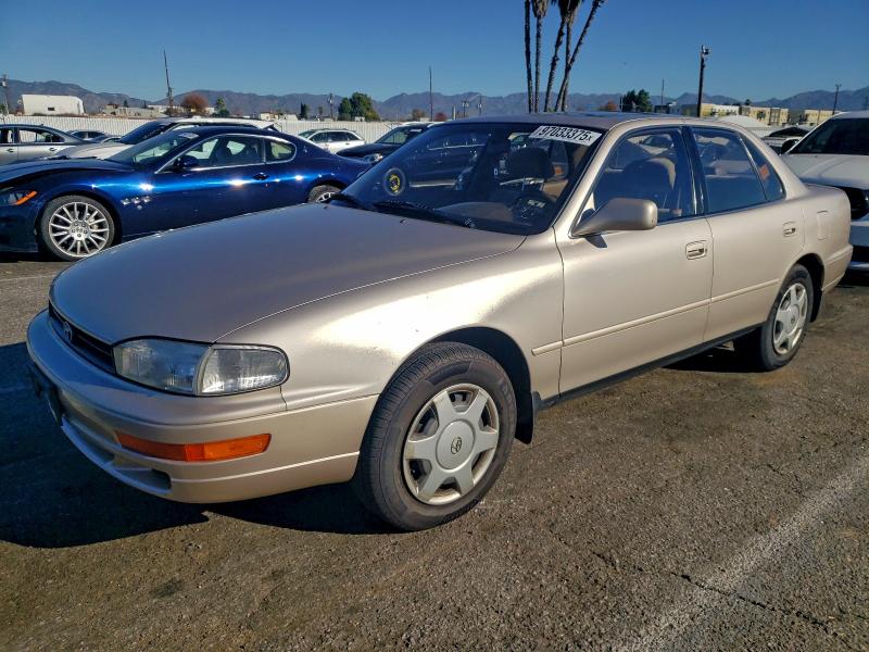 1993 TOYOTA CAMRY LE #3315739358