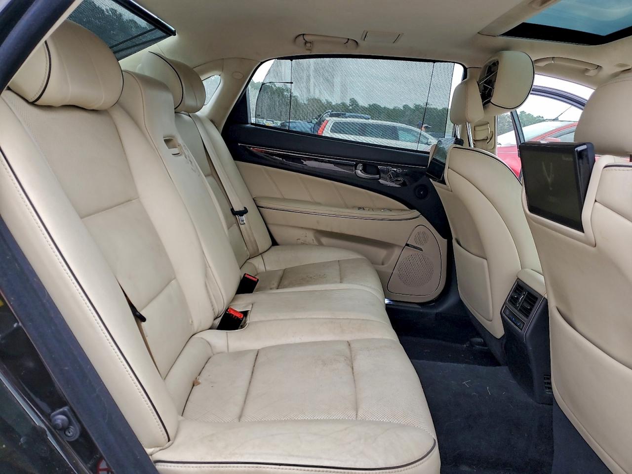 HYUNDAI EQUUS SIGNATURE