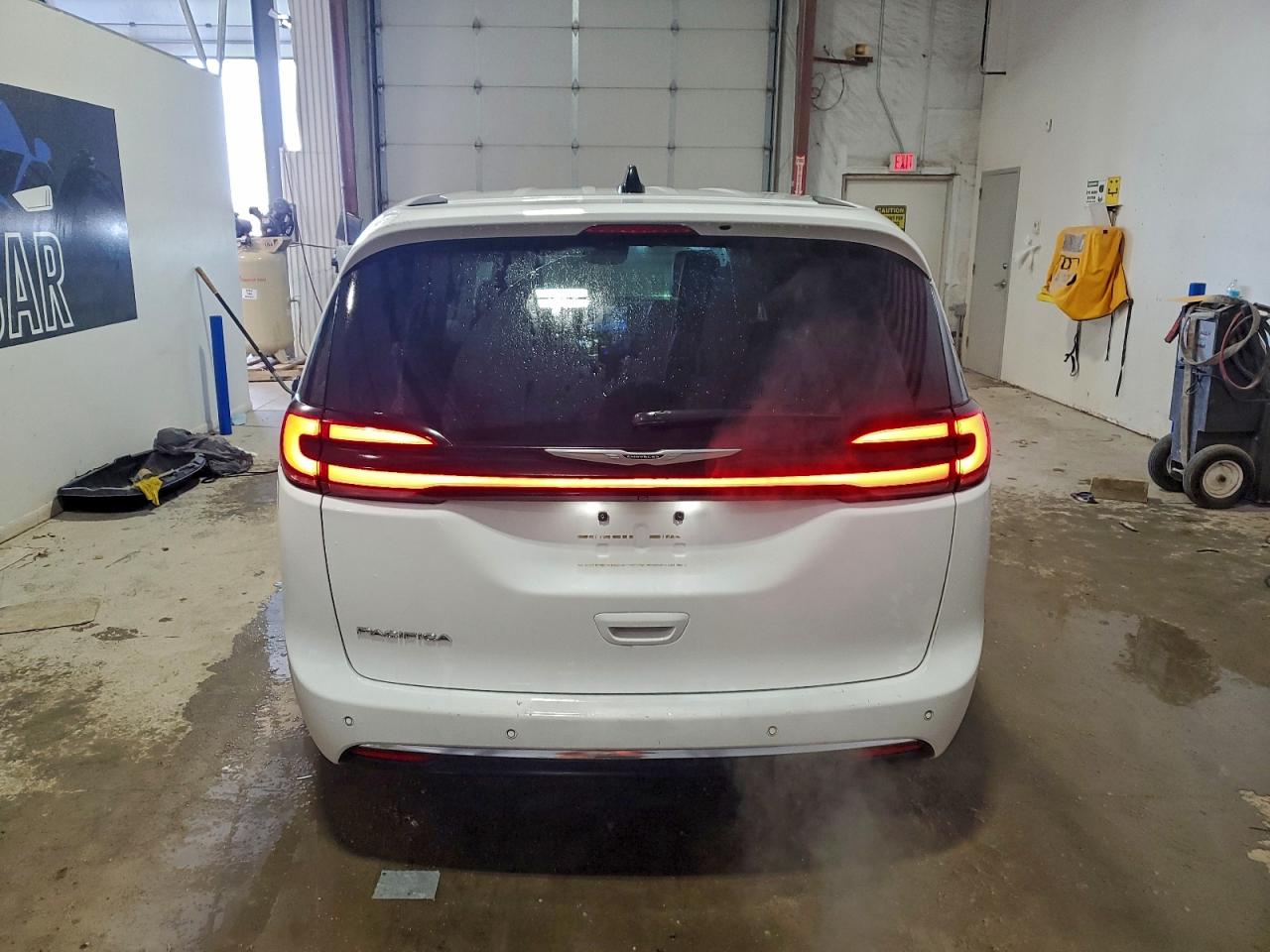 Lot #3317777072 2024 CHRYSLER PACIFICA T