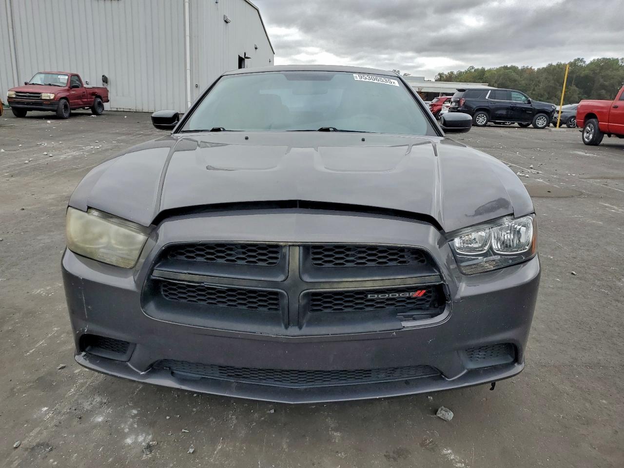 Lot #3315662771 2013 DODGE CHARGER SE