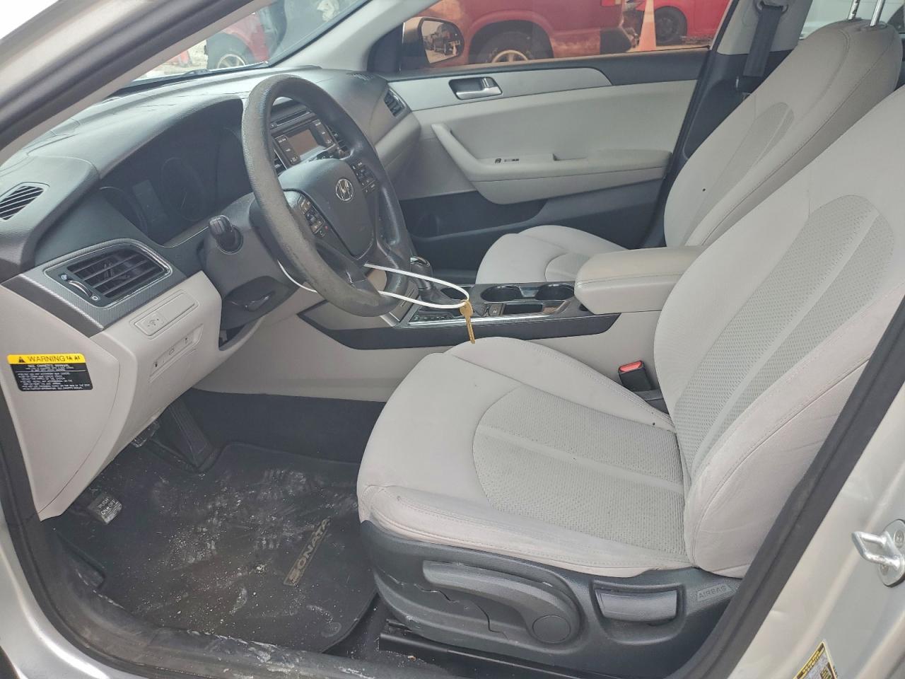 Lot #3304966968 2015 HYUNDAI SONATA SE