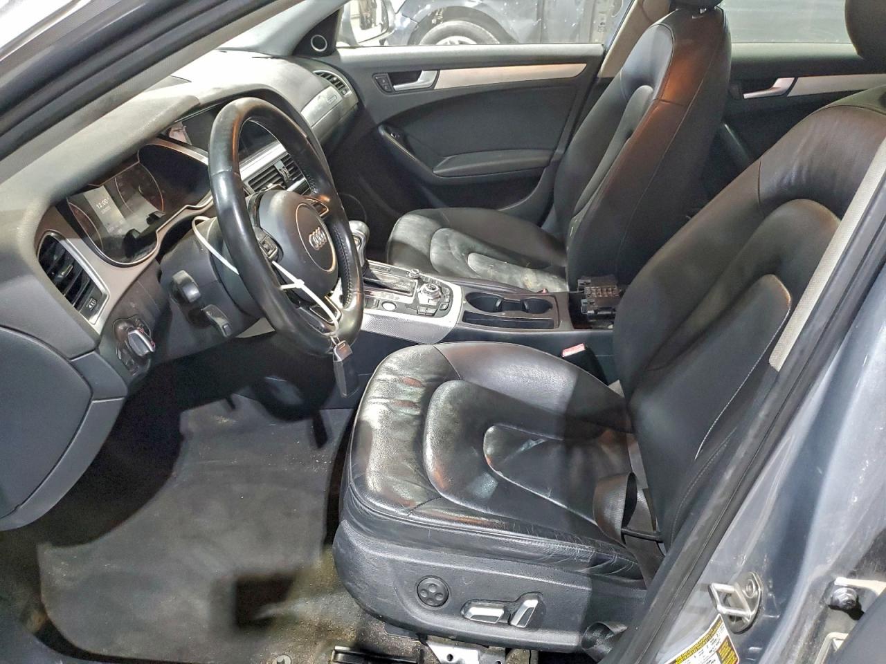 AUDI A4 PREMIUM PLUS S-LINE