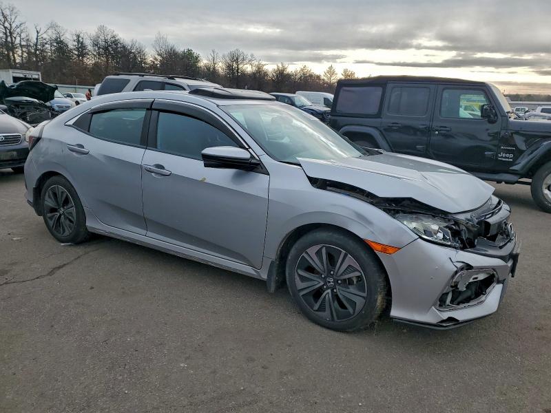 2017 HONDA CIVIC EX #3305305334