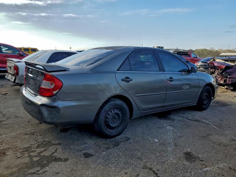 2004 TOYOTA CAMRY LE #3303564927