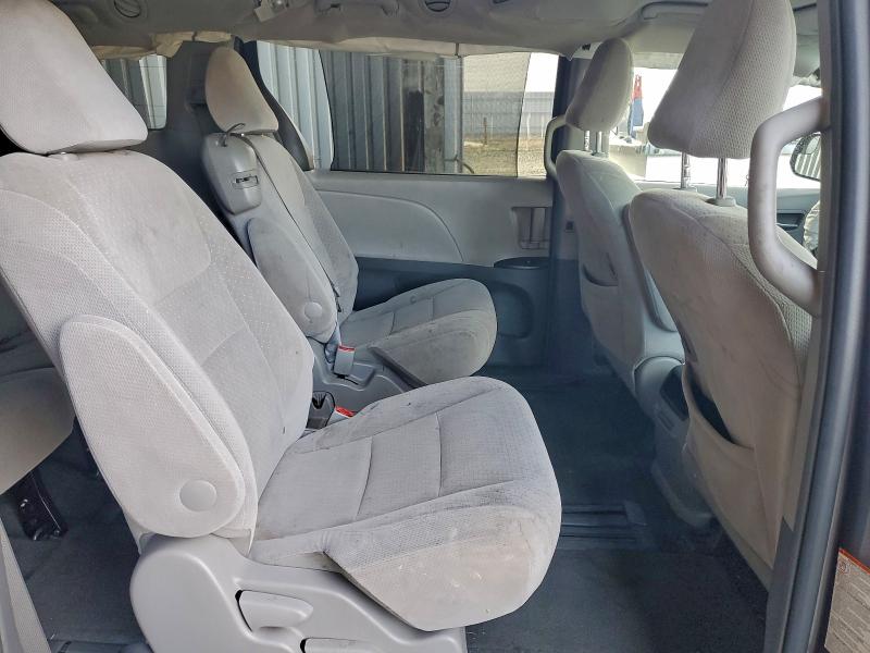 2015 TOYOTA SIENNA LE #3310424960