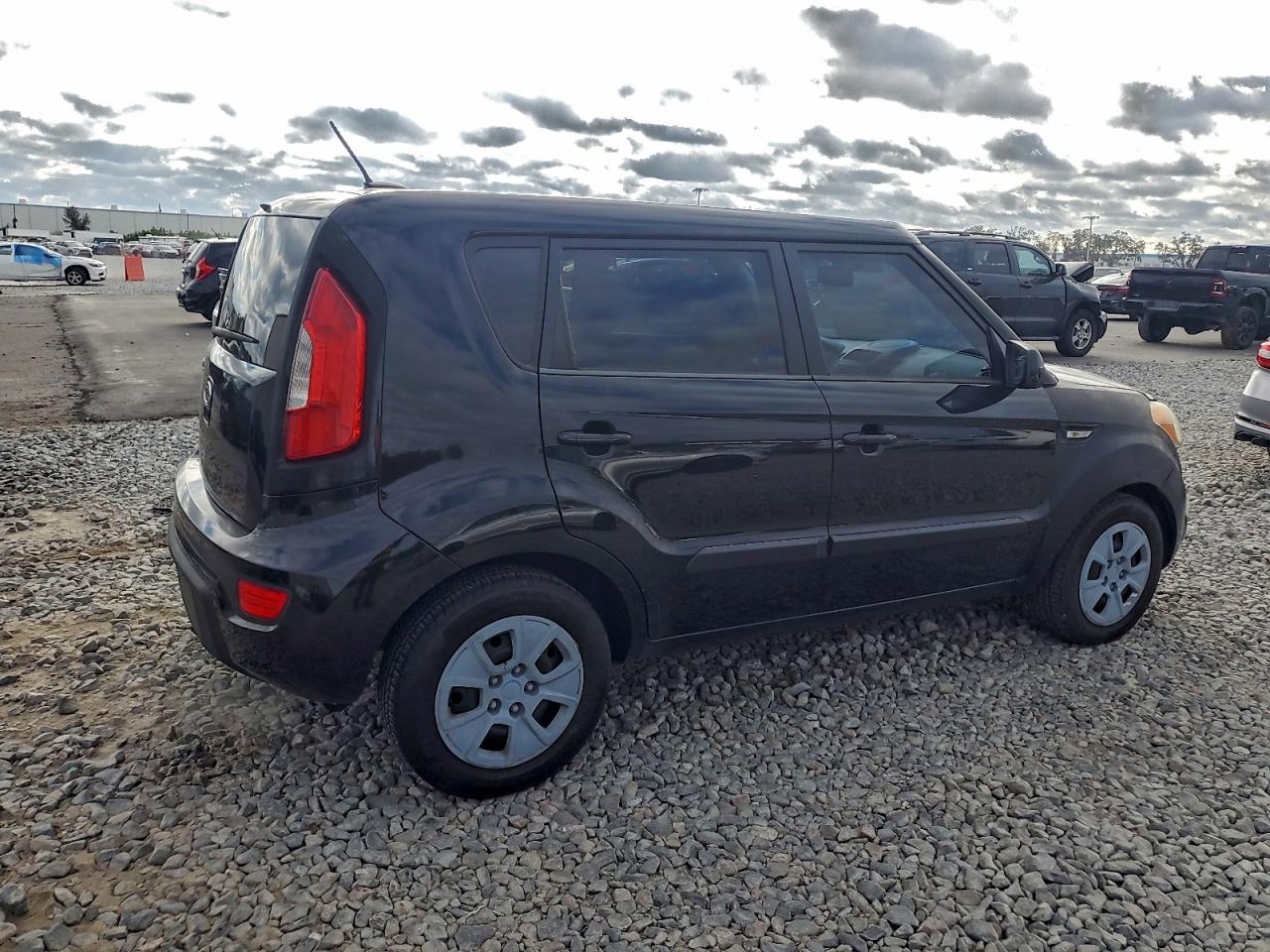 KIA SOUL